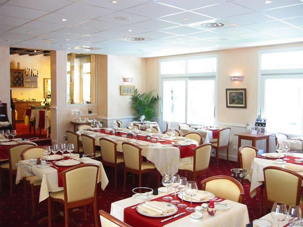 Logis Hotel Restaurant La Boule D'Or Chinon Luaran gambar